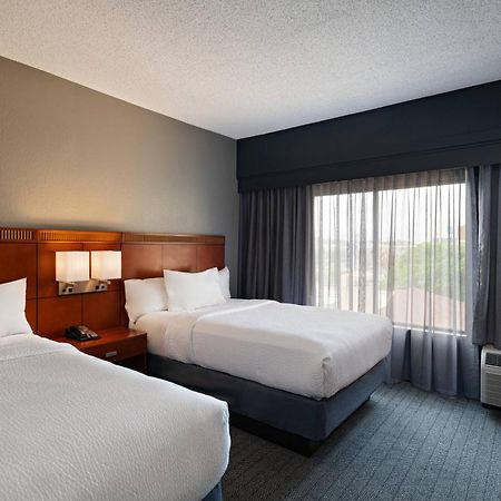 Hotel Courtyard By Marriott San Antonio Airport Exterior foto
