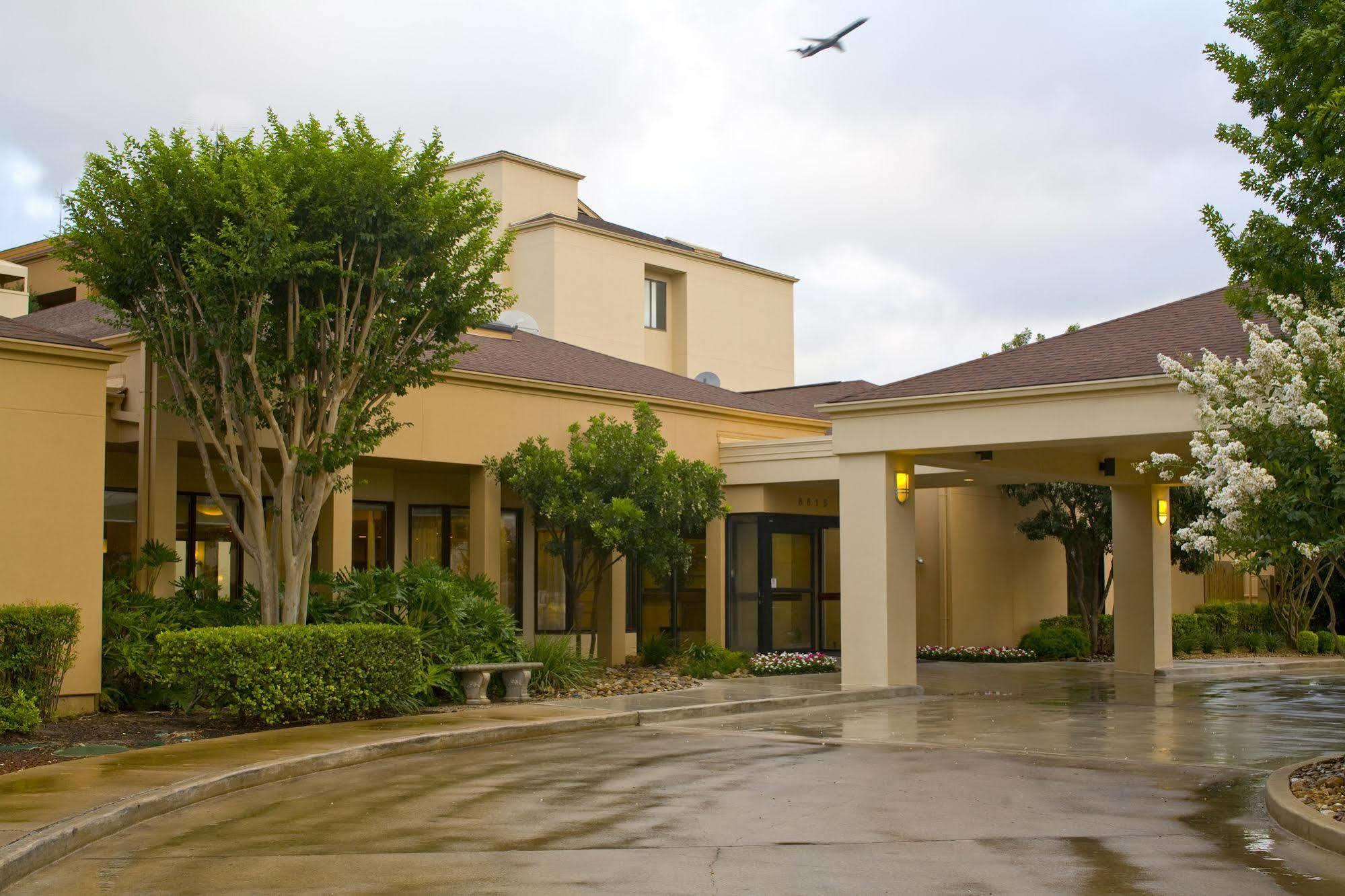 Hotel Courtyard By Marriott San Antonio Airport Exterior foto